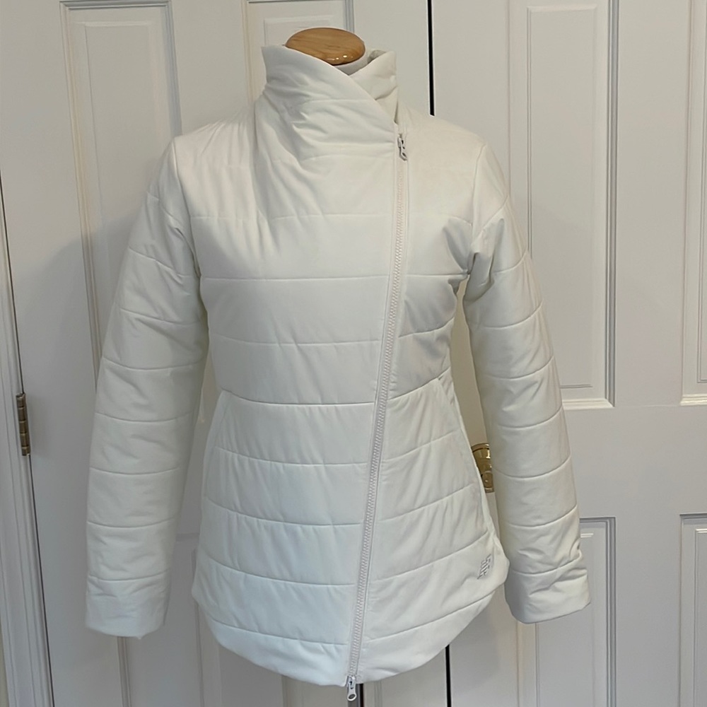 NEW BALANCE - DETERMINATION FLX PUFFER JACKET